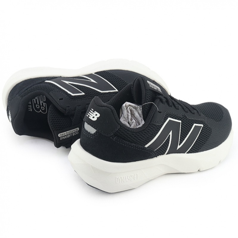 ニューバランスダイナソフト 800 (UA800DB1) _ブラック ニューバランスダイナソフト 800 (UA800DB1) _ブラック