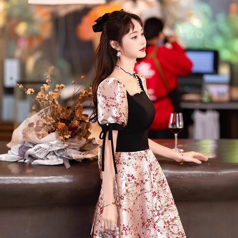 フレンチ敬酒ドレス花嫁半袖普段は婚約ワンピース司会者の着やせドレス フレンチ敬酒ドレス花嫁半袖普段は婚約ワンピース司会者の着やせドレス