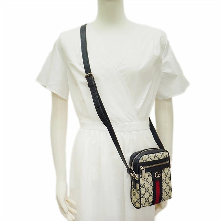 【新品同様】グッチ オフィディア シルバー金具 GGスプリーム 男女兼用 【ショルダーバッグ】 【新品同様】グッチ オフィディア シルバー金具 GGスプリーム 男女兼用 【ショルダーバッグ】