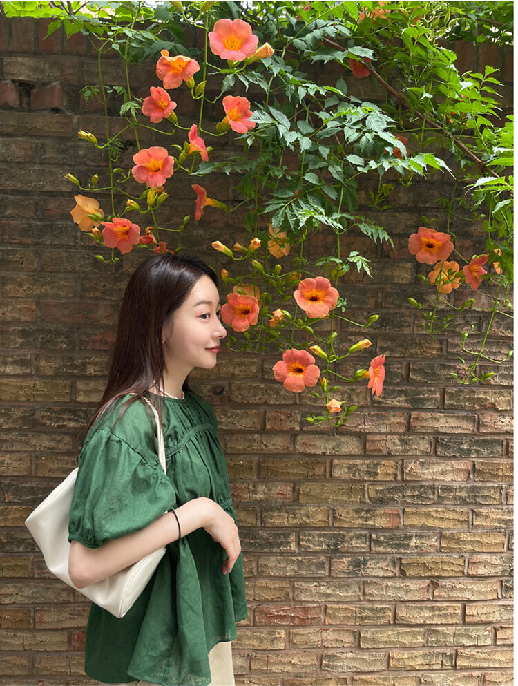 パフスリーブシャツ トップス シャツ ブラウス スイート フェミニン グリーン 緑 レギュラー丈 パフスリーブシャツ トップス シャツ ブラウス スイート フェミニン グリーン 緑 レギュラー丈