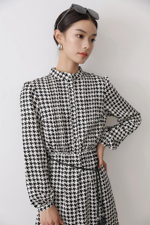 ARCHIVIO 25年新作秋モデル チェック柄ワンピース 36(S) ワンピース シアーチェック柄 ロールアップ袖 ミニシャツワンピース