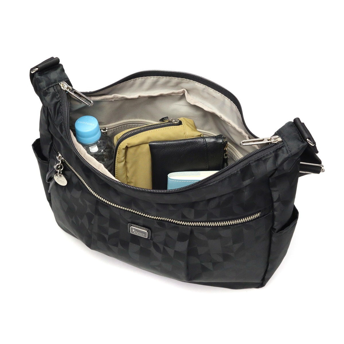 ショルダーバッグ レディース 斜めがけバッグ 横型 ショルダー バッグ ブランド 大人 女性 上品 旅行 カジュアル B5 横 軽量 撥水 マリティマ 68734 ショルダーバッグ レディース 斜めがけバッグ 横型 ショルダー バッグ ブランド 大人 女性 上品 旅行 カジュアル B5 横 軽量 撥水 マリティマ 68734