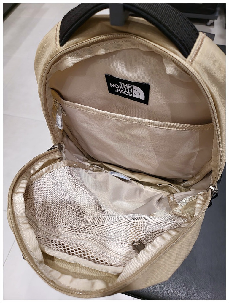 BOREALIS MINI PACK 2色 デイリー 新学期 新商品 韓国人気 日常用 旅行用 男女共用 カップルアイテム 韓国人気 贈り物 カップル BOREALIS MINI PACK 2色 デイリー 新学期 新商品 韓国人気 日常用 旅行用 男女共用 カップルアイテム 韓国人気 贈り物 カップル