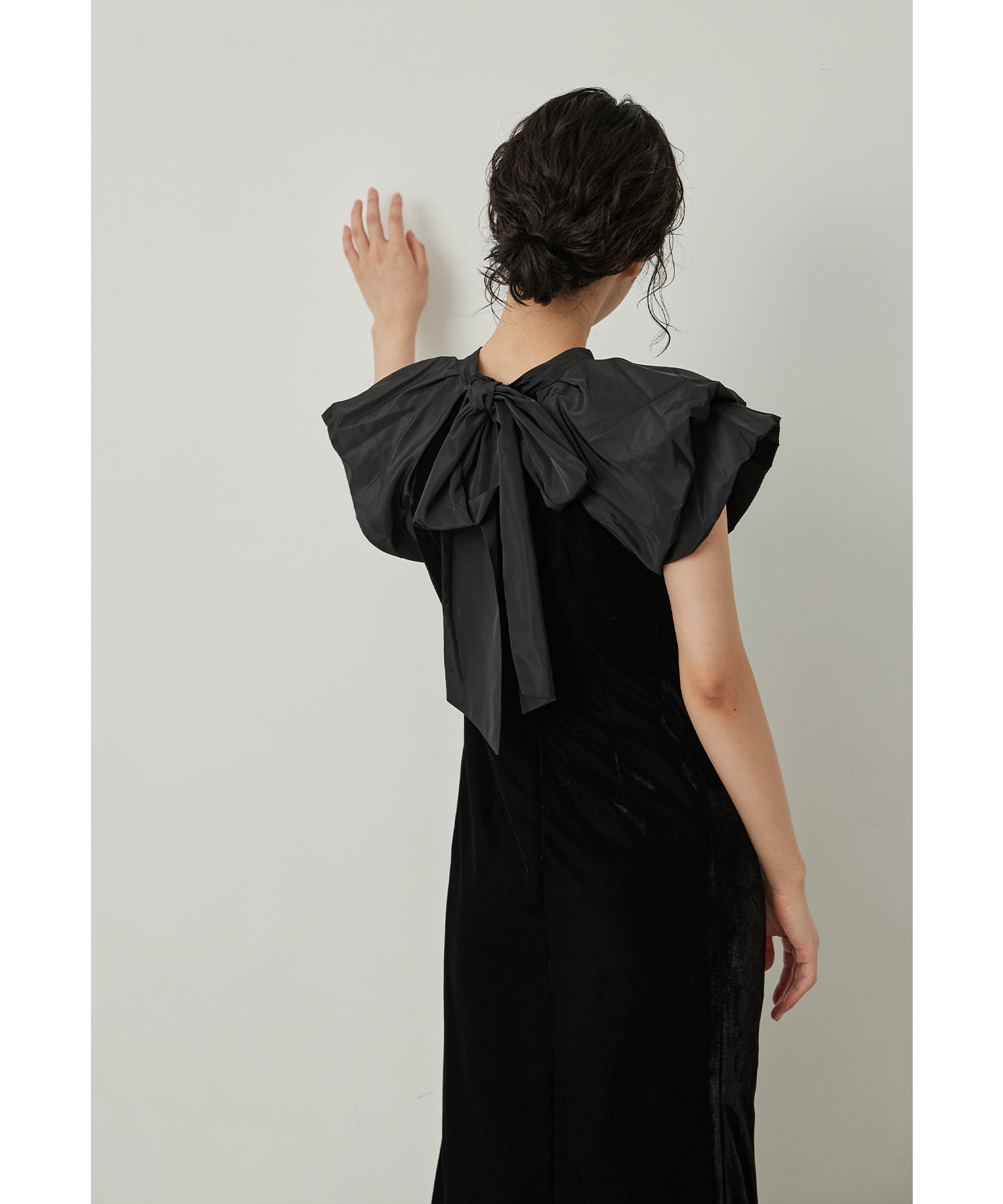 ドレープベロアドレス パーティードレス 結婚式 バルーンスリーブ ドット Iライン タイト お呼ばれ パーティー 二次会 披露宴 謝恩会 成人式 同窓会 卒業式 デート ディナー フォーマル