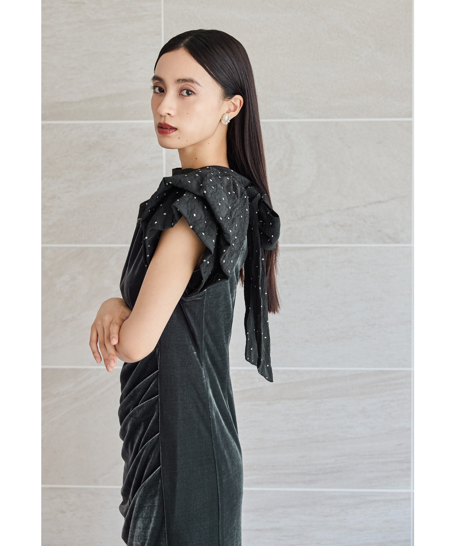 ドレープベロアドレス パーティードレス 結婚式 バルーンスリーブ ドット Iライン タイト お呼ばれ パーティー 二次会 披露宴 謝恩会 成人式 同窓会 卒業式 デート ディナー フォーマル