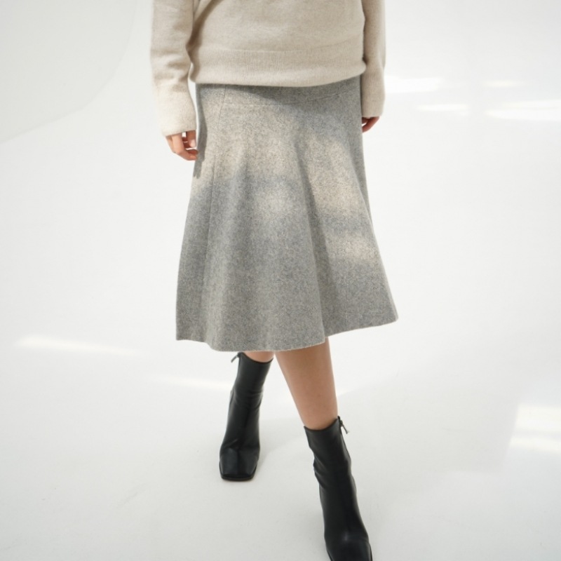 ACUD ヘリンボーンフレアスカート_グレー ACUD ヘリンボーンフレアスカート_グレー