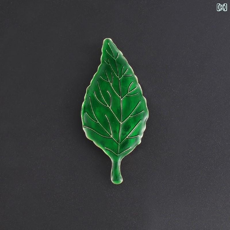 ブローチ レディース おしゃれ 大人かわいい 緑 植物 葉 ブローチ パール ピン 露出 防止 バックル ピン セーター コート コサージュ アクセサリー ブローチ レディース おしゃれ 大人かわいい 緑 植物 葉 ブローチ パール ピン 露出 防止 バックル ピン セーター コート コサージュ アクセサリー