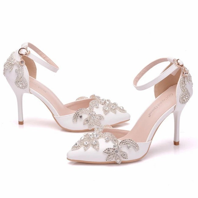 ホワイト/レッド　ハイヒール　ピンヒール　パンプス ストラップ　ポインテッドトゥパンプス　クリスタル　ヒール7/9cm　 レディース サンダル　靴 美脚 結婚式　ウエディングシューズ　靴　フォーマル mulan778.net