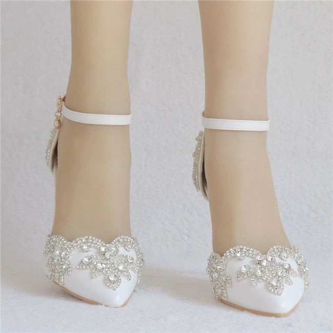 ホワイト/レッド　ハイヒール　ピンヒール　パンプス ストラップ　ポインテッドトゥパンプス　クリスタル　ヒール7/9cm　 レディース サンダル　靴 美脚 結婚式　ウエディングシューズ　靴　フォーマル mulan778.net