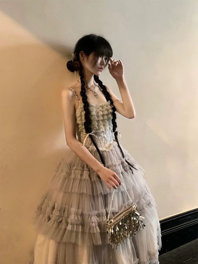 【2枚購入で 3oo円OFF!】ロリータドレスレイヤーケーキ灰色のjskフラワーウェディングドレスロリータエレガントなプリンセスドレス 【2枚購入で 3oo円OFF!】ロリータドレスレイヤーケーキ灰色のjskフラワーウェディングドレスロリータエレガントなプリンセスドレス