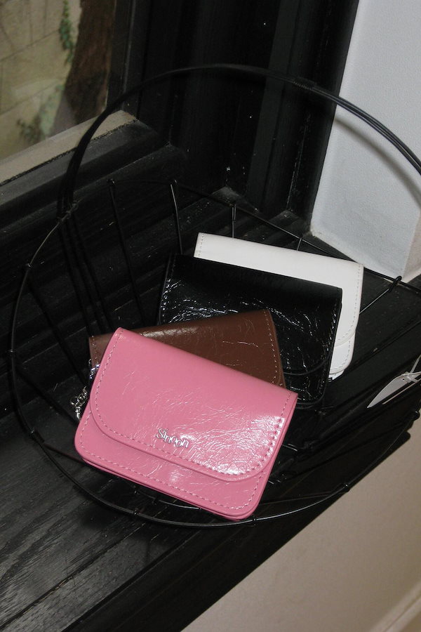 Qoo10] シヌーン 24FW Sinoon Logo Car