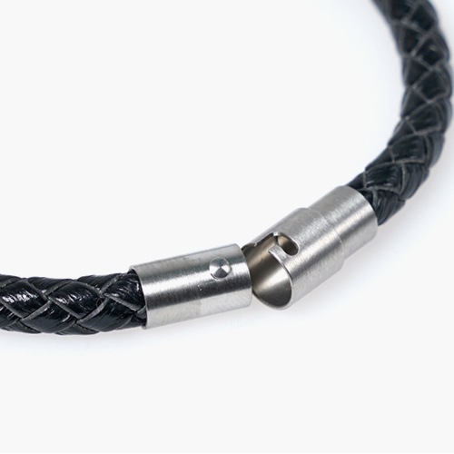 JBANS クラシックマキシム 227 トリプルリングレザー 417 ブレスレットセット (C1801-SE050BK) JBANS クラシックマキシム 227 トリプルリングレザー 417 ブレスレットセット (C1801-SE050BK)