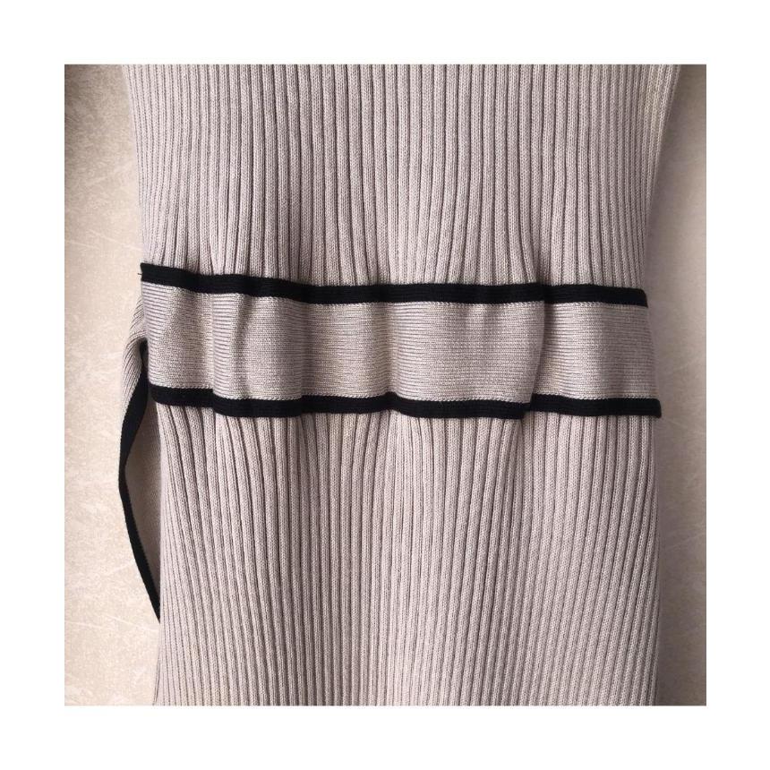 秋の新作 タイムセール 美ラインですらっと見せる！リボン付リブニットワンピース　膝下ワンピース　大人　シンプル　きれいめ　女性らしい　可愛い　タイトワンピース　韓国　ハイネッ 2枚購入で200円OFF