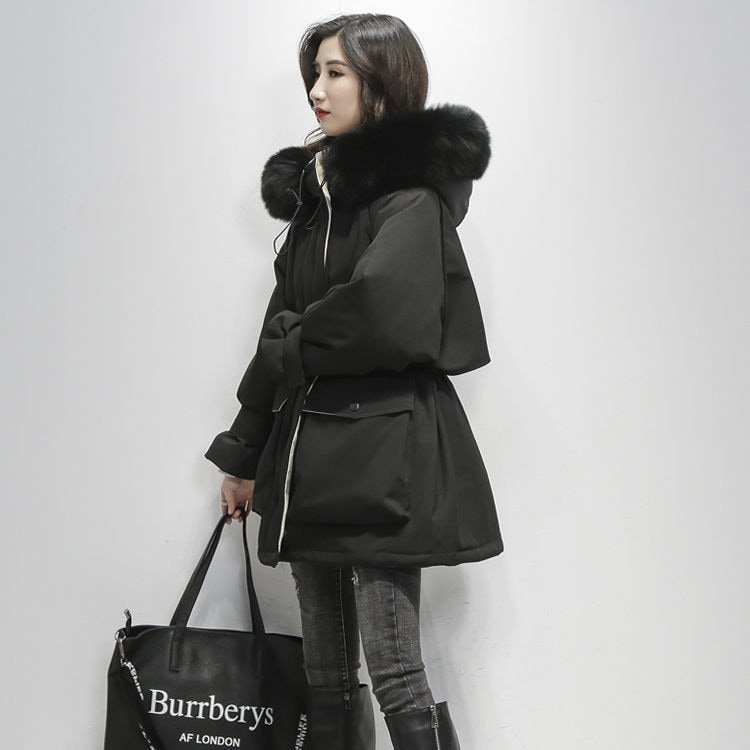 綿服の女性の中の長さの韓国版2024の新型ダウン綿服の女性はゆったりとした大きな襟の綿服のコートを厚くした
