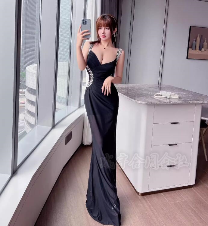 今月限りのお得なスレディース ノースリーブドレス ロングワンピース ボディコン vネック 胸元 メッシュ 透け感 ヒップラップ スリム キャバドレス ナイトドレス 風 セクシー 今月限りのお得なスレディース ノースリーブドレス ロングワンピース ボディコン vネック 胸元 メッシュ 透け感 ヒップラップ スリム キャバドレス ナイトドレス 風 セクシー