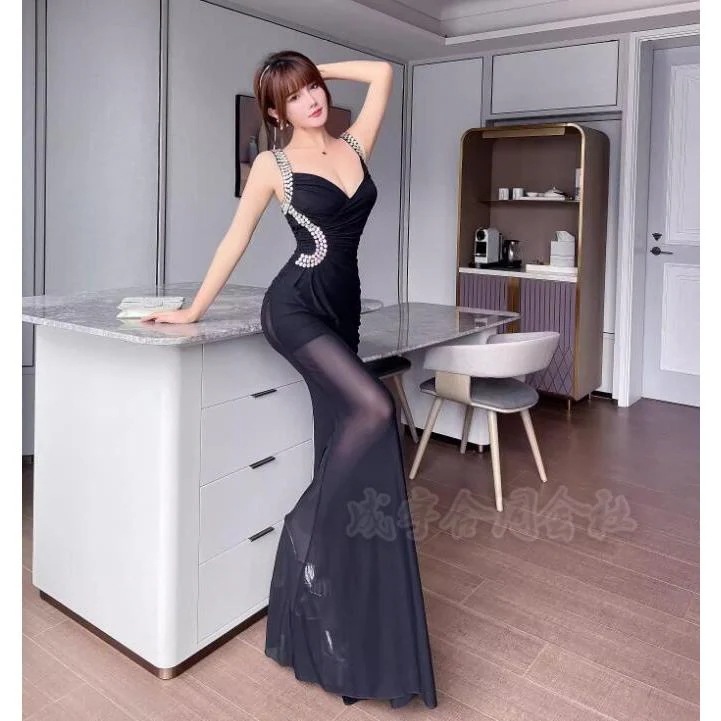 今月限りのお得なスレディース ノースリーブドレス ロングワンピース ボディコン vネック 胸元 メッシュ 透け感 ヒップラップ スリム キャバドレス ナイトドレス 風 セクシー 今月限りのお得なスレディース ノースリーブドレス ロングワンピース ボディコン vネック 胸元 メッシュ 透け感 ヒップラップ スリム キャバドレス ナイトドレス 風 セクシー