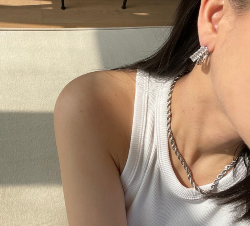 BTS JI MIN I着用/クーポン贈呈/韓国ファッション/ ジュエリー./Eternal Earringsピアス