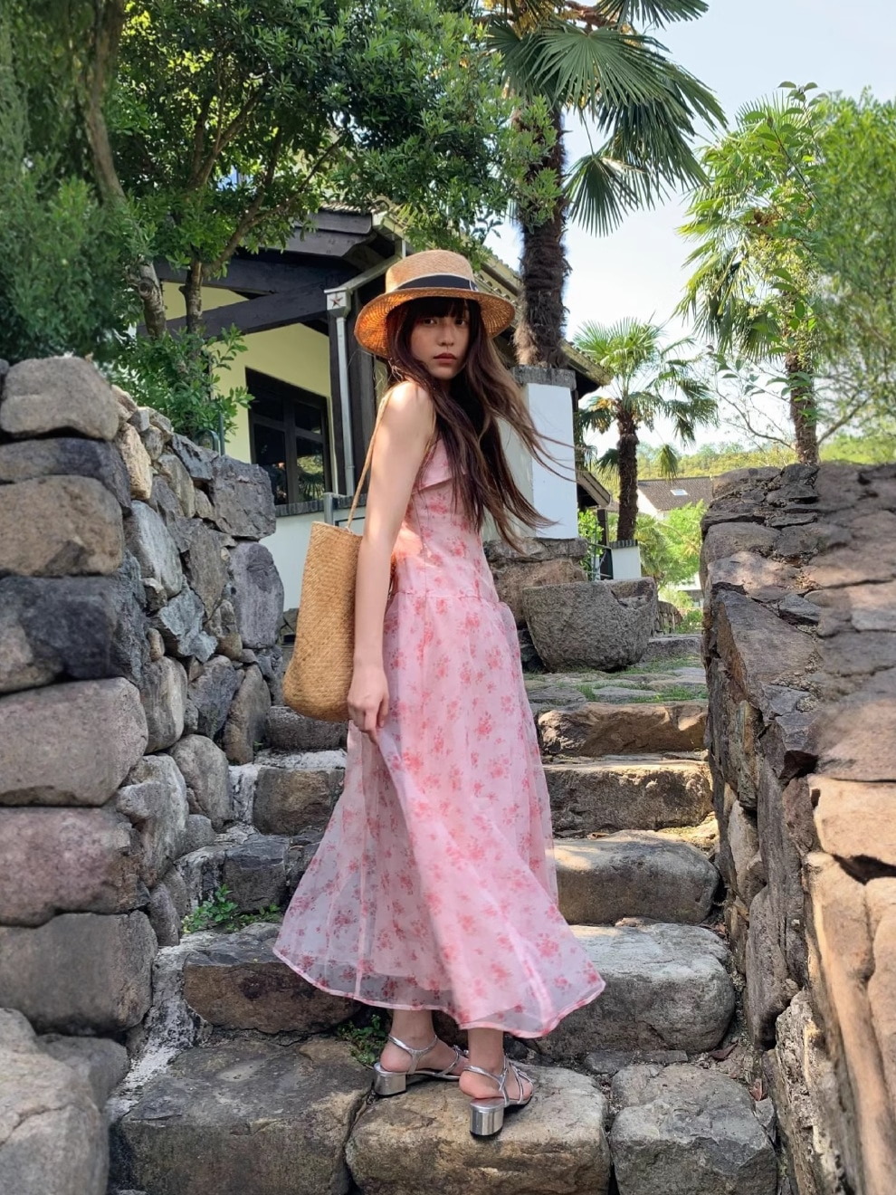 06.02十三行夏金25夏出会い花海薔薇雪紡織首を掛けて胸を拭くワンピース女性s 5650 06.02十三行夏金25夏出会い花海薔薇雪紡織首を掛けて胸を拭くワンピース女性s 5650