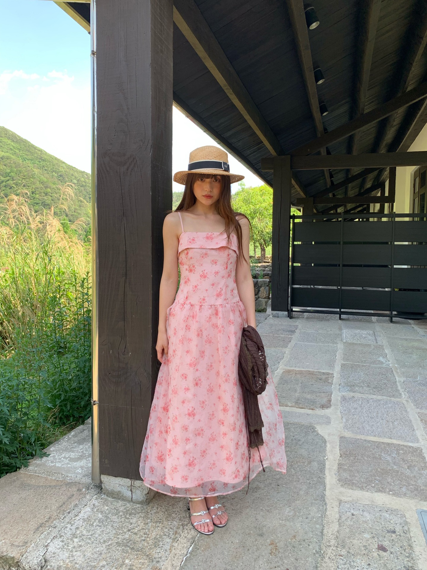 06.02十三行夏金25夏出会い花海薔薇雪紡織首を掛けて胸を拭くワンピース女性s 5650 06.02十三行夏金25夏出会い花海薔薇雪紡織首を掛けて胸を拭くワンピース女性s 5650