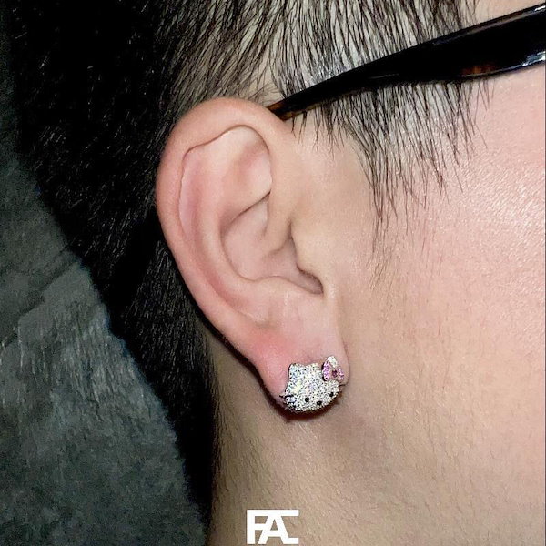 m*r様 ハローキティ k18 ピアス 数時間だけの大幅値下げ中