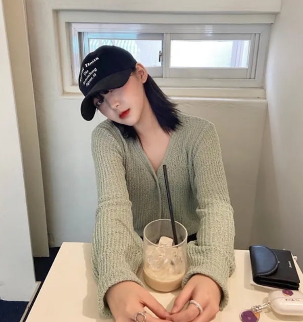 Qoo10] DUMARO aespa カリナ 着用/KUNSTHA