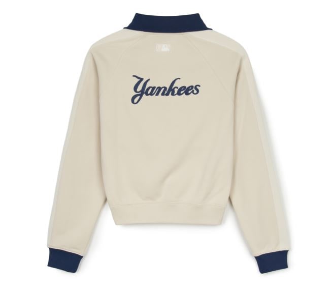 Sportive Varsity Crop Half Zip Up