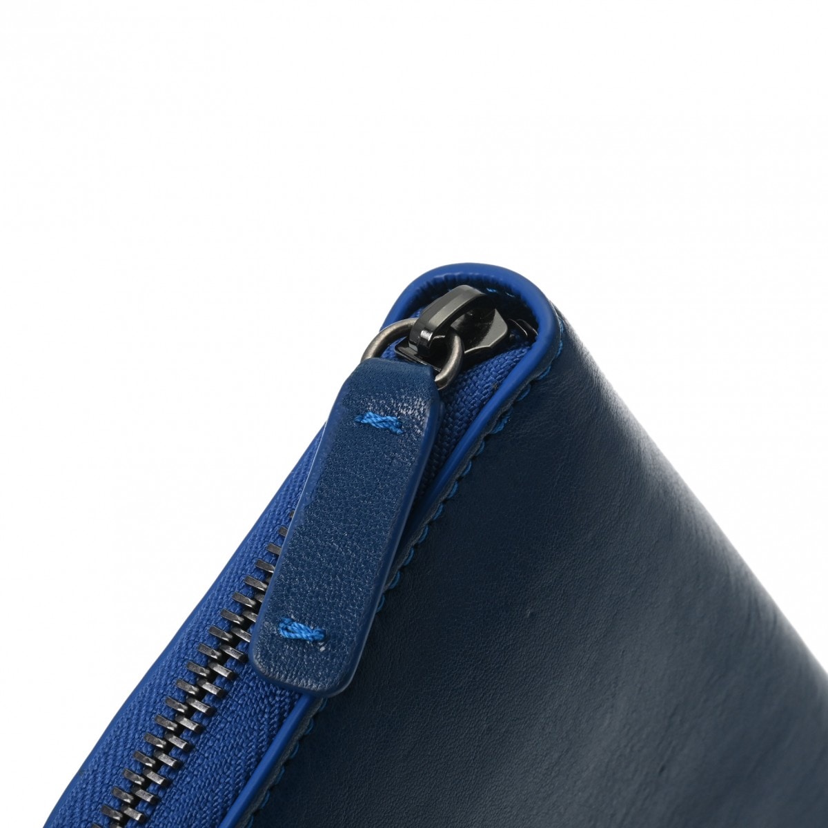 ロゴ ラウンドファスナー ブルー レディース レザー 長財布 Bランク 中古 銀蔵