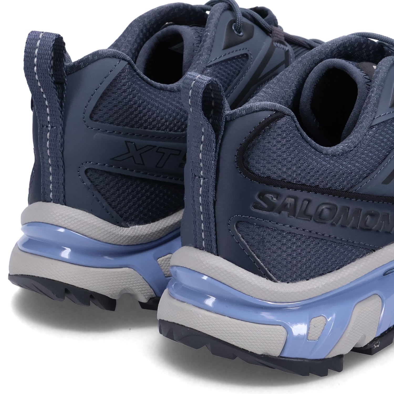 シューズ トレッキングシューズ スニーカー メンズ XT-6 ダーク グレー L47445800