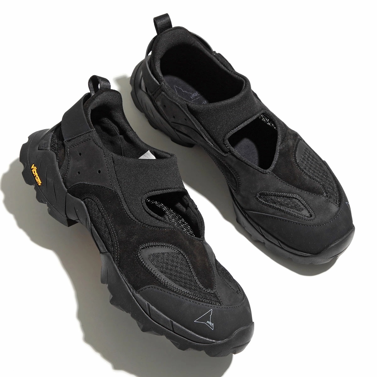 ROA ロア スニーカー Rozes ロージーズ NBUW137LE05 SAFA10 メンズ カットアウト スエード レザー ファブリック シューズ Vibram ビブラムソール 靴