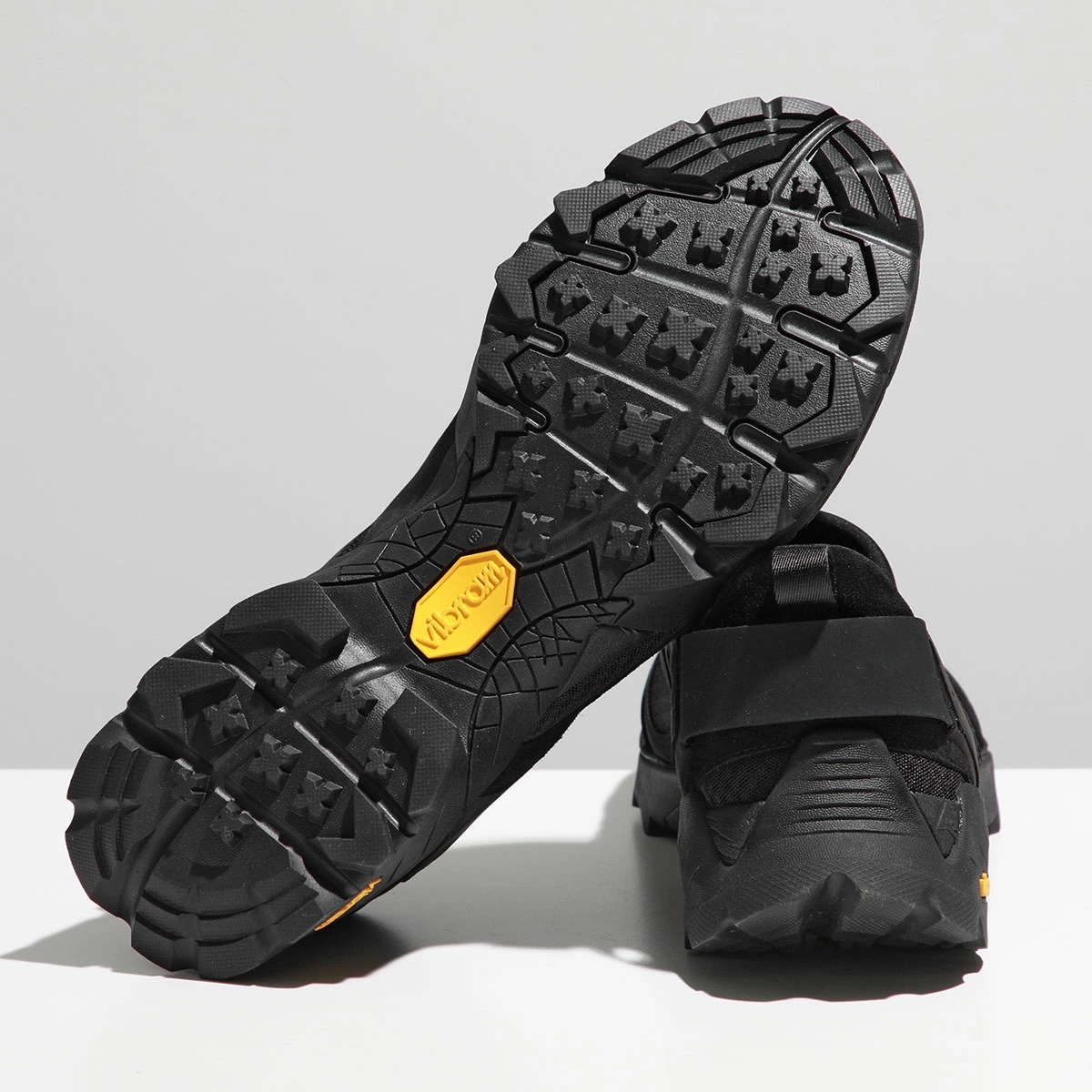 ROA ロア スニーカー Rozes ロージーズ NBUW137LE05 SAFA10 メンズ カットアウト スエード レザー ファブリック シューズ Vibram ビブラムソール 靴