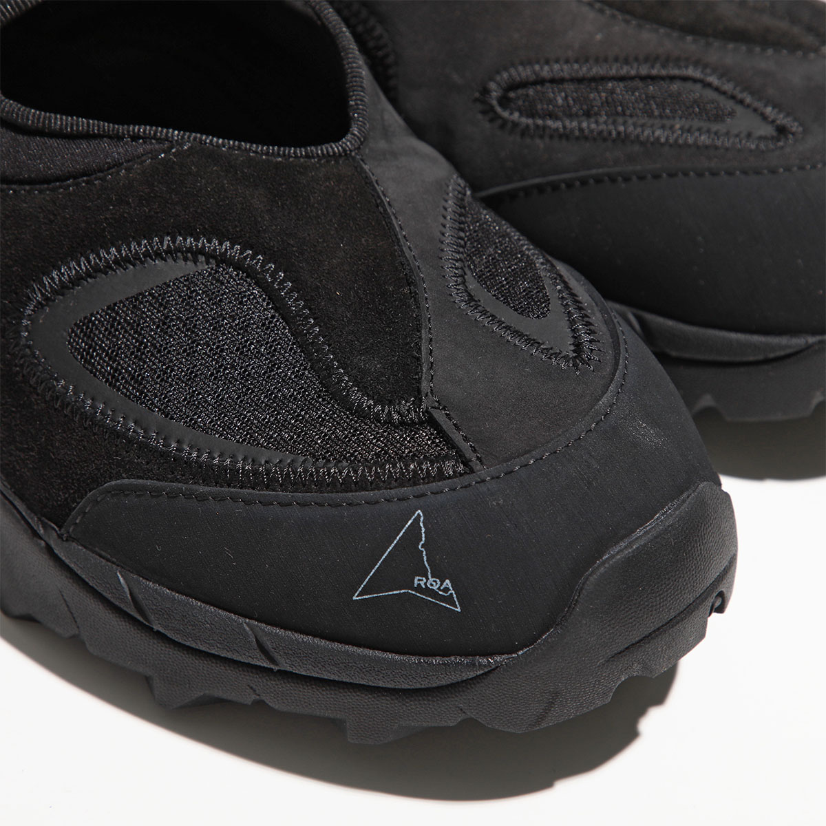 ROA ロア スニーカー Rozes ロージーズ NBUW137LE05 SAFA10 メンズ カットアウト スエード レザー ファブリック シューズ Vibram ビブラムソール 靴