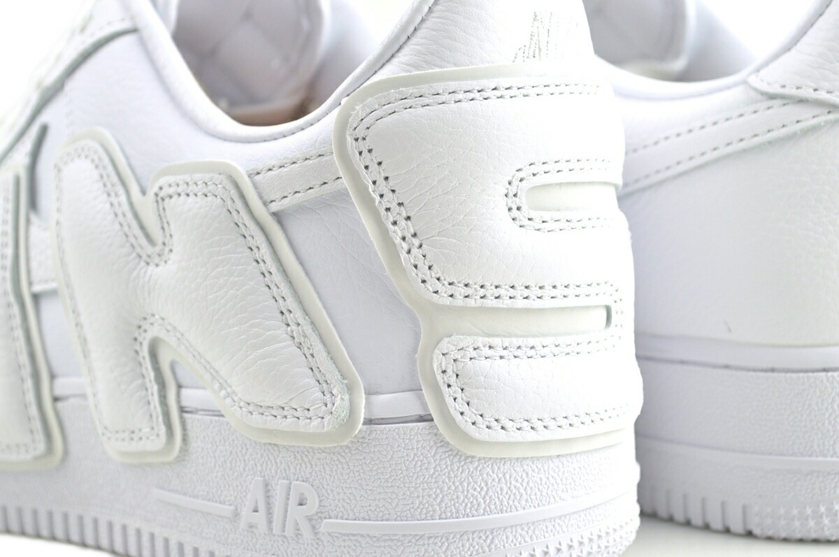 エアフォース 1 ロー SP カクタス プラント フリーマーケット ホワイト コラボ シンシア・ルー CPFM fq7069-100