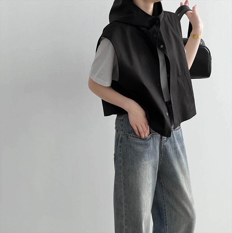 アウター ジャケット レディース 袖なし ノースリーブ Vネック フード ストリート かわいい 大人可愛い きれいめ シンプル カジュアル おしゃれ ラフ メンズライク マニッシュ ボーイッシュ スポ