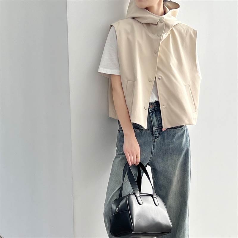 アウター ジャケット レディース 袖なし ノースリーブ Vネック フード ストリート かわいい 大人可愛い きれいめ シンプル カジュアル おしゃれ ラフ メンズライク マニッシュ ボーイッシュ スポ