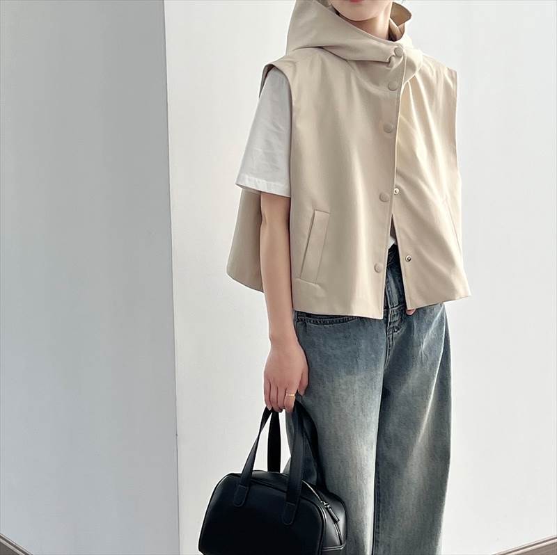 アウター ジャケット レディース 袖なし ノースリーブ Vネック フード ストリート かわいい 大人可愛い きれいめ シンプル カジュアル おしゃれ ラフ メンズライク マニッシュ ボーイッシュ スポ