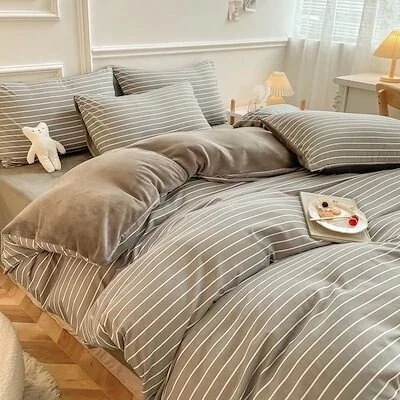 冬のサンゴのベッドの上に牛乳のフランネルのベルベットが4点セットシーツが3点セットベッド笠が3点セッ