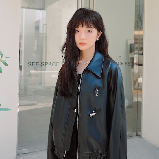 【取寄：納期2週間】レザージャケット レディース ライダースジャケット アウター 長袖 韓国ファッション 女子会 パーティー 無地 ジップアップ フェイクレザー 秋冬 レザージャケット レディース