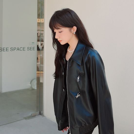 【取寄：納期2週間】レザージャケット レディース ライダースジャケット アウター 長袖 韓国ファッション 女子会 パーティー 無地 ジップアップ フェイクレザー 秋冬 レザージャケット レディース