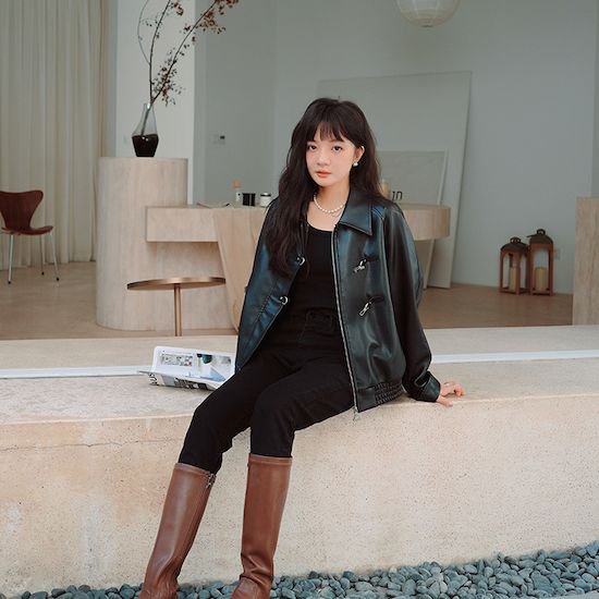 【取寄：納期2週間】レザージャケット レディース ライダースジャケット アウター 長袖 韓国ファッション 女子会 パーティー 無地 ジップアップ フェイクレザー 秋冬 レザージャケット レディース