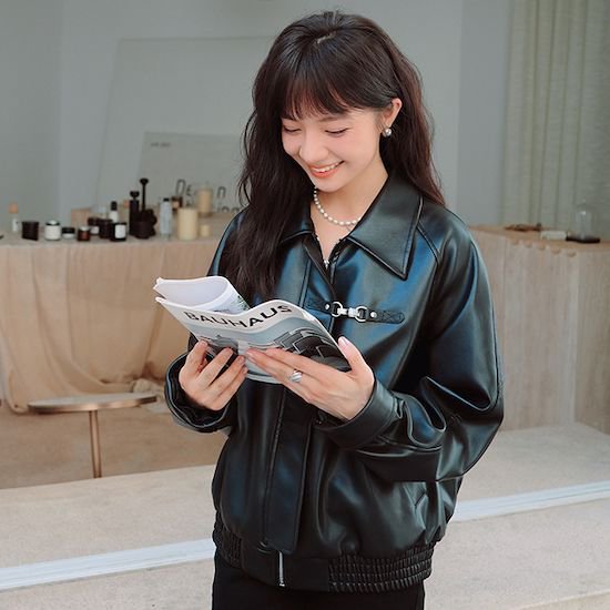 【取寄：納期2週間】レザージャケット レディース ライダースジャケット アウター 長袖 韓国ファッション 女子会 パーティー 無地 ジップアップ フェイクレザー 秋冬 レザージャケット レディース