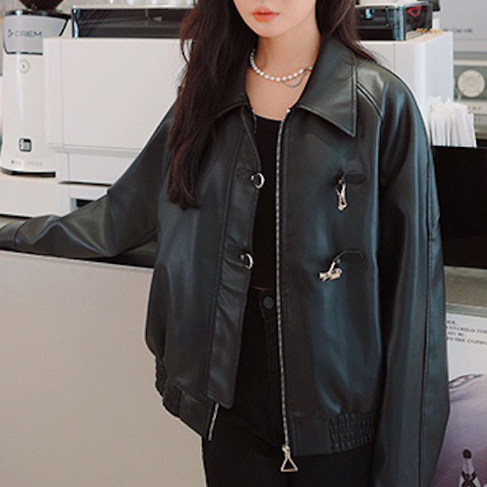 【取寄：納期2週間】レザージャケット レディース ライダースジャケット アウター 長袖 韓国ファッション 女子会 パーティー 無地 ジップアップ フェイクレザー 秋冬 レザージャケット レディース