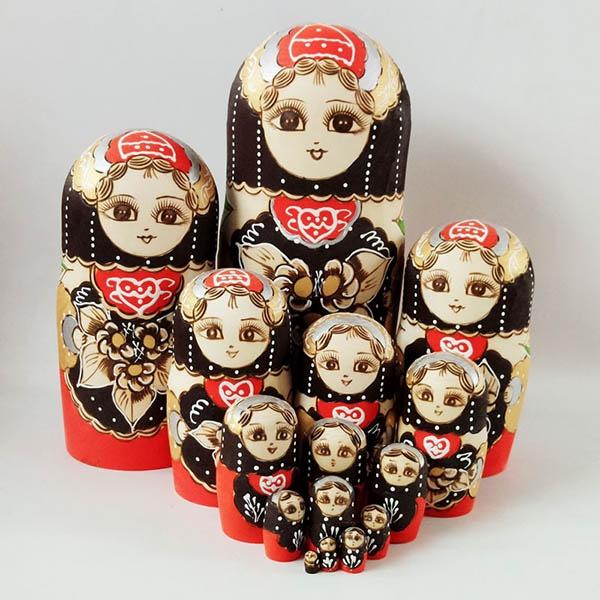マトリョーシカ ロシア 人形 民芸品 土産物 手作り人形 手描き