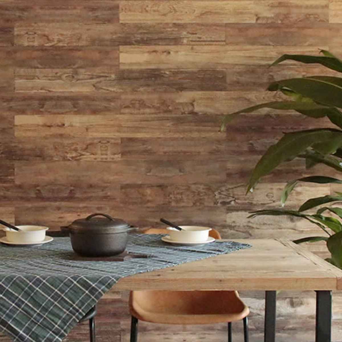 ウォールパネル SOLIDECO 貼れる 天然木 40枚組 約6x6m リメイクシート 壁用 のり付き 壁紙 壁紙シール 屋内用 DIY お手軽 パネル ウッドパネル 壁パネル 壁材 木 壁面