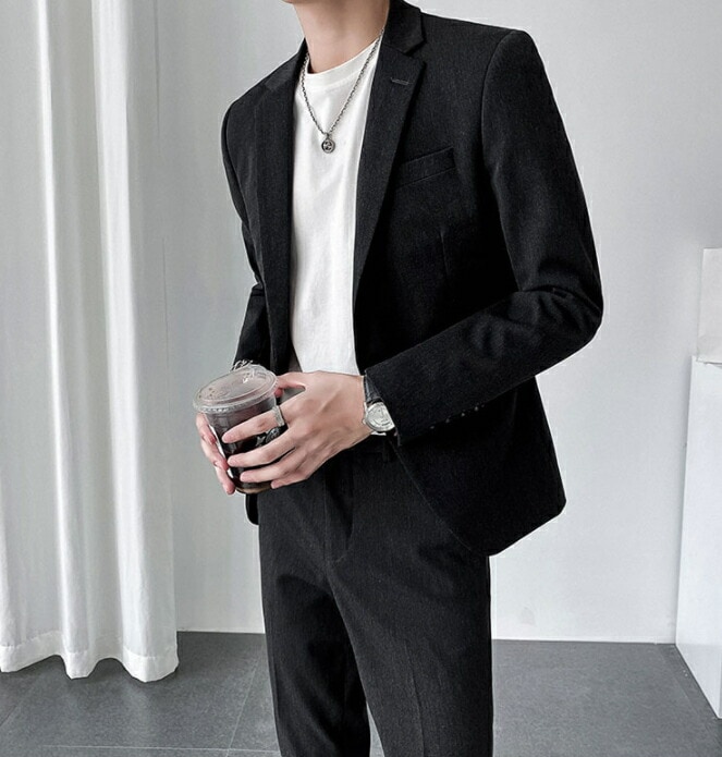 即納可能【高品質】メンズスーツ 一つボダンスーツ 5色 2点セット韓国風 無地柄 簡潔 格好いい 男性用 ビジネス セレモニースーツ フォーマル スリム パーティー サラリーマン 結婚式 卒業式 高品 即納可能【高品質】メンズスーツ 一つボダンスーツ 5色 2点セット韓国風 無地柄 簡潔 格好いい 男性用 ビジネス セレモニースーツ フォーマル スリム パーティー サラリーマン 結婚式 卒業式 高品