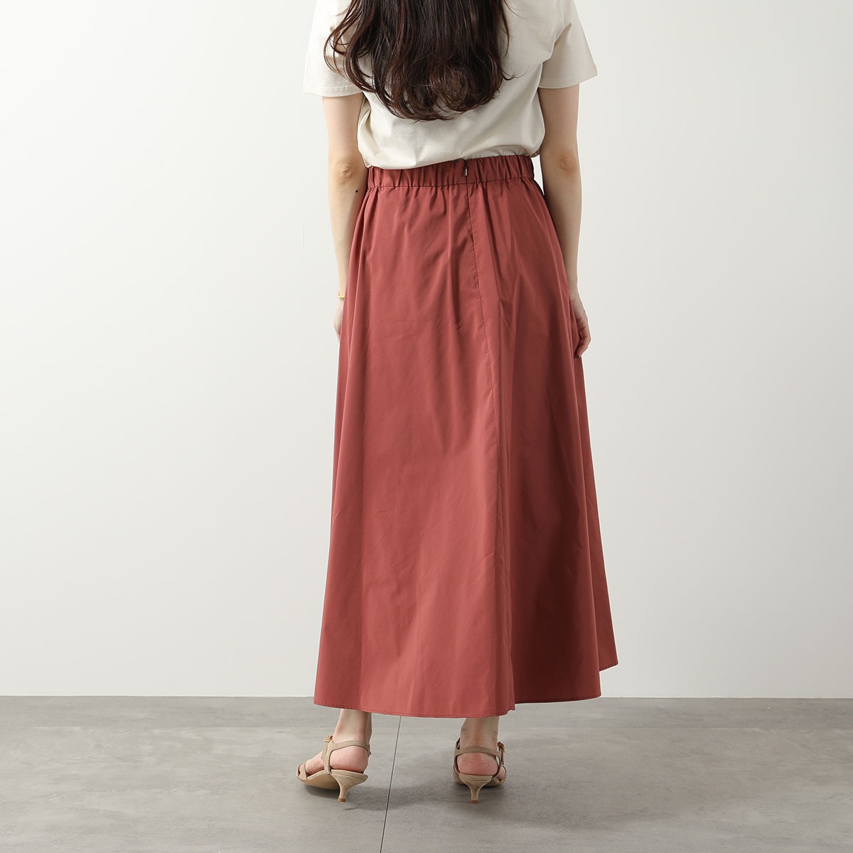 WEEKEND MAX MARA ウィークエンド マックスマーラ スカート EGIDIO エジディオ レディース フレア ロング丈 Aライン プリーツ カラー2色 WEEKEND MAX MARA ウィークエンド マックスマーラ スカート EGIDIO エジディオ レディース フレア ロング丈 Aライン プリーツ カラー2色