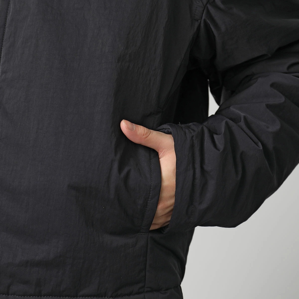 BOTTEGA VENETA ボッテガヴェネタ ジャケット 776689 VF4K0 メンズ パファーブルゾン パデッドブルゾン 着物ブルゾン キモノ ナイロン