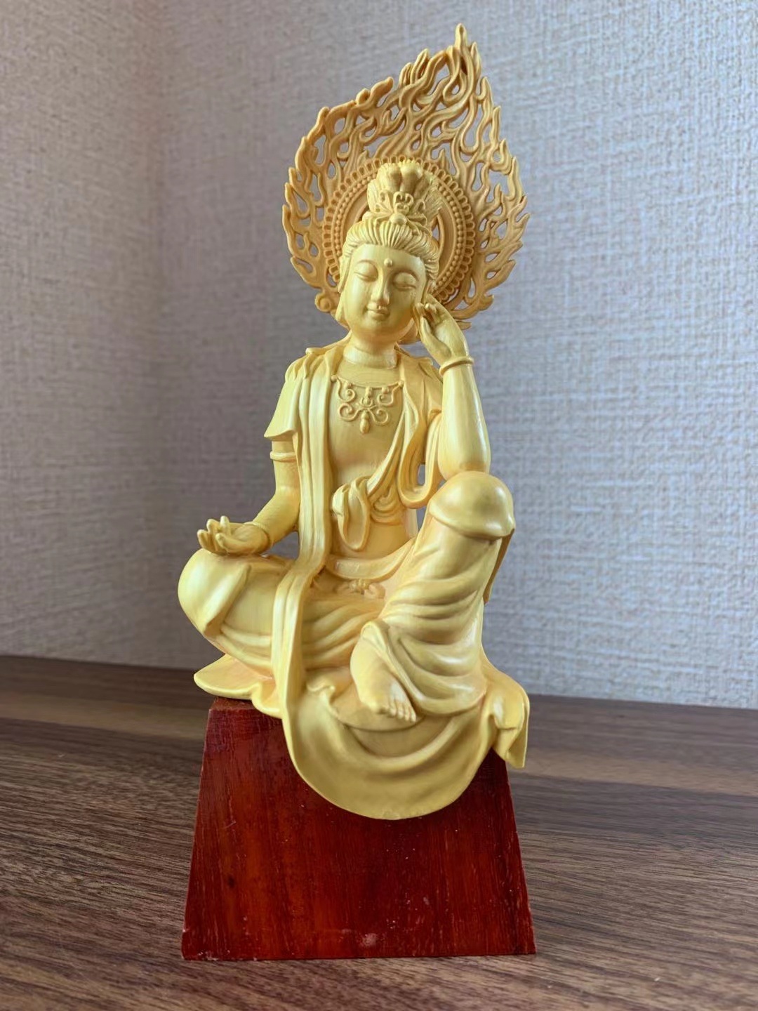 仏像 観音菩薩像 観音菩薩 黄楊花梨 木彫 仏具 (約)高21cm幅7.5cm奥行6.5cm 仏像 観音菩薩像 観音菩薩 黄楊花梨 木彫 仏具 (約)高21cm幅7.5cm奥行6.5cm