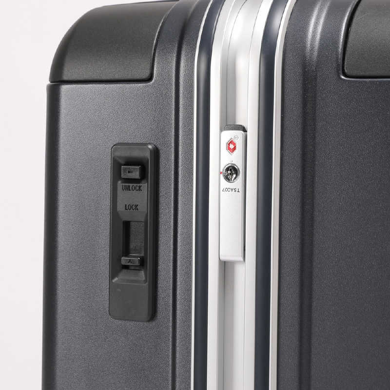 BERMAS　フレームタイプ ハードスーツケース 静音ストッパーキャスター 宿泊目安：7泊以上 (88L) ヘリテージ2 TSAロック搭載 ネイビー　6053460