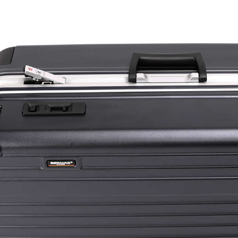 BERMAS　フレームタイプ ハードスーツケース 静音ストッパーキャスター 宿泊目安：7泊以上 (88L) ヘリテージ2 TSAロック搭載 ネイビー　6053460