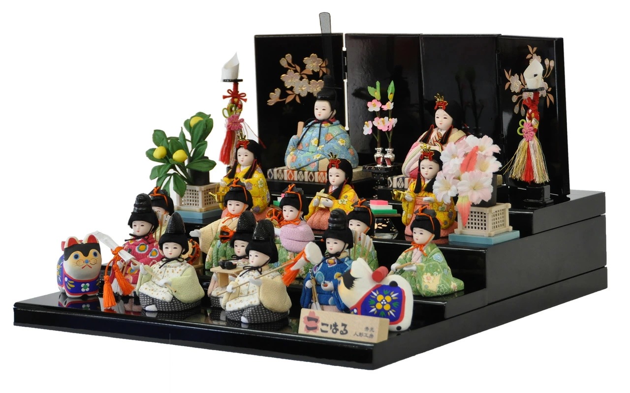 雛人形 ひな人形 お雛様 おひなさま かわいい 手作り 2025年 新作 秀光 限定品 送料無料 コンパクトミニ 初節句 ひな祭り 木目込み 段 十五人 15人 ここはる 心春 男雛 女雛 狛犬 こま 雛人形 ひな人形 お雛様 おひなさま かわいい 手作り 2025年 新作 秀光 限定品 送料無料 コンパクトミニ 初節句 ひな祭り 木目込み 段 十五人 15人 ここはる 心春 男雛 女雛 狛犬 こま